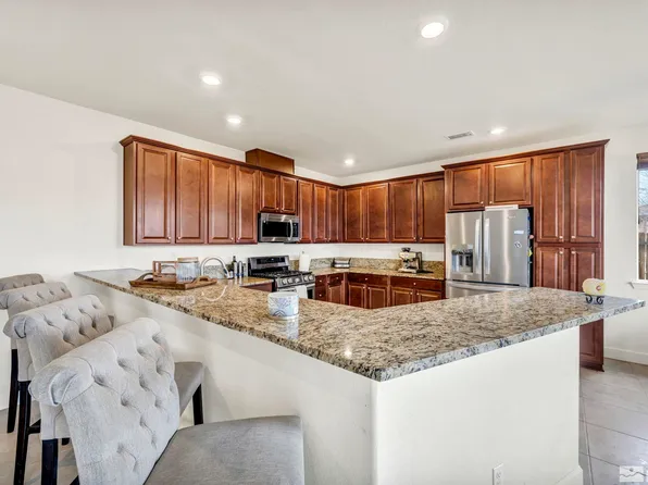 1112 Monument Peak Dr, Carson City, NV 89701