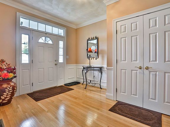 2nd image of 44 Sawgrass Circle