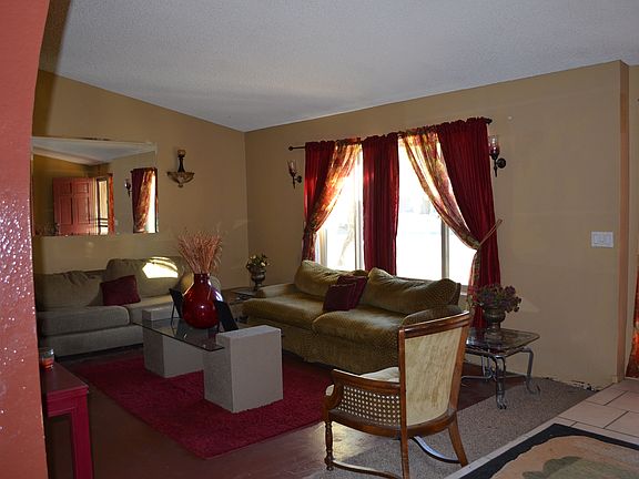 2nd image of 6008 W Sunnyside Dr