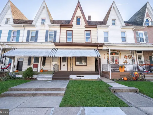 126 E Washington St, Fleetwood, PA 19522