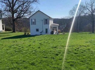 314 N Ash Ave, Parker, PA