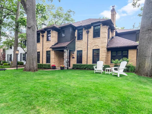 1617 Alexander Rd SE, East Grand Rapids, MI 49506