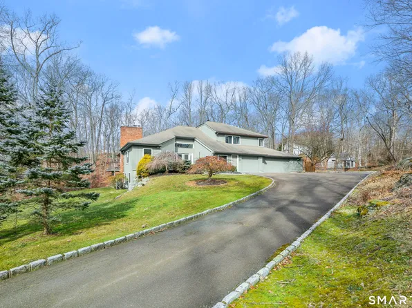 166 Godfrey Road East, Weston, CT 06883