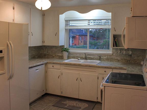 Kitchen with plenty of storage