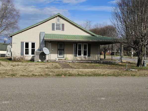 101 N Front St, Kenton, TN 38233