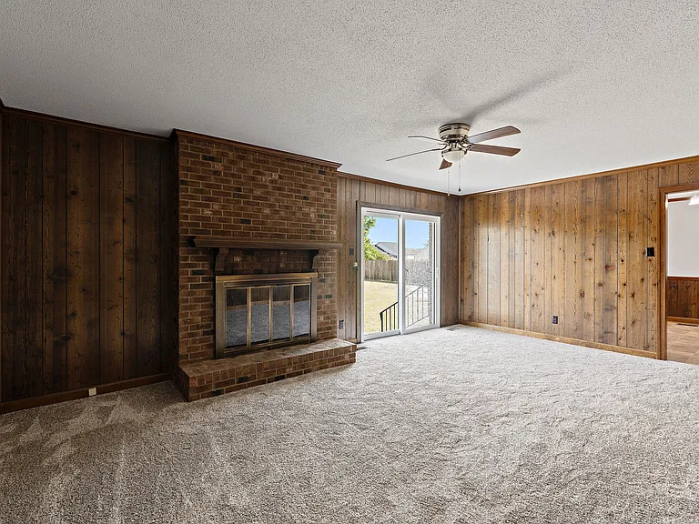 315 Holland Hill Dr — Photo 15