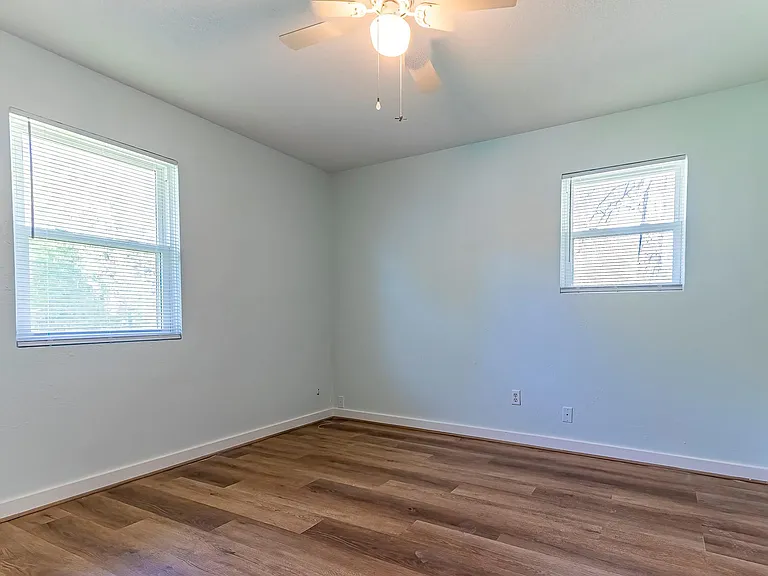 314 Normagene St — Photo 6