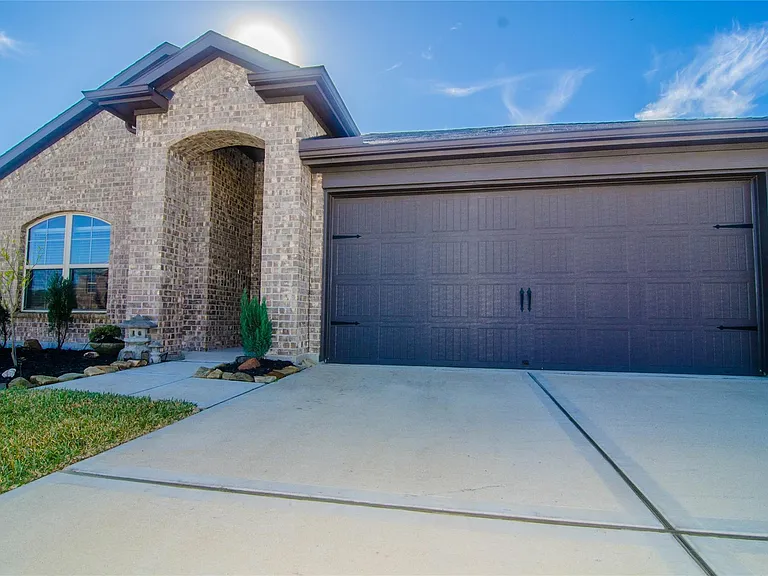 29219 Dunns Creek Ct — Photo 1