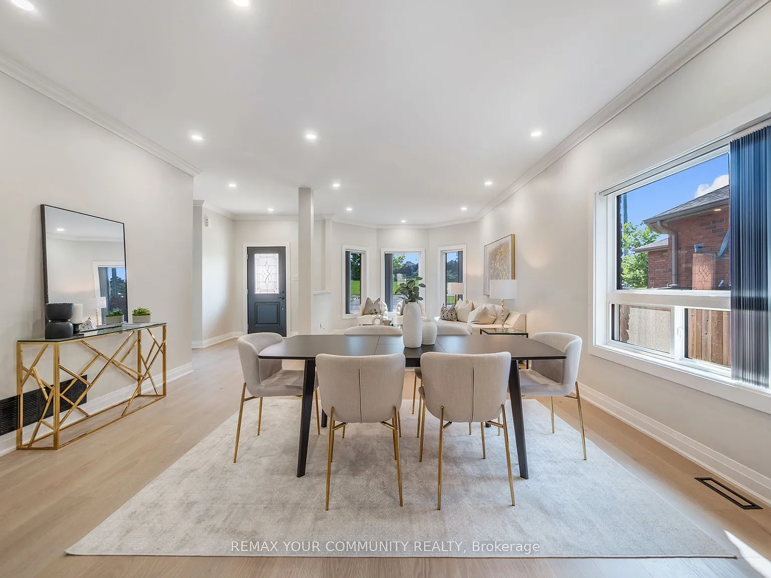 3 bed, $2,450 — Photo 4