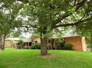 209 Laurel Rd, Athens, TX 75751