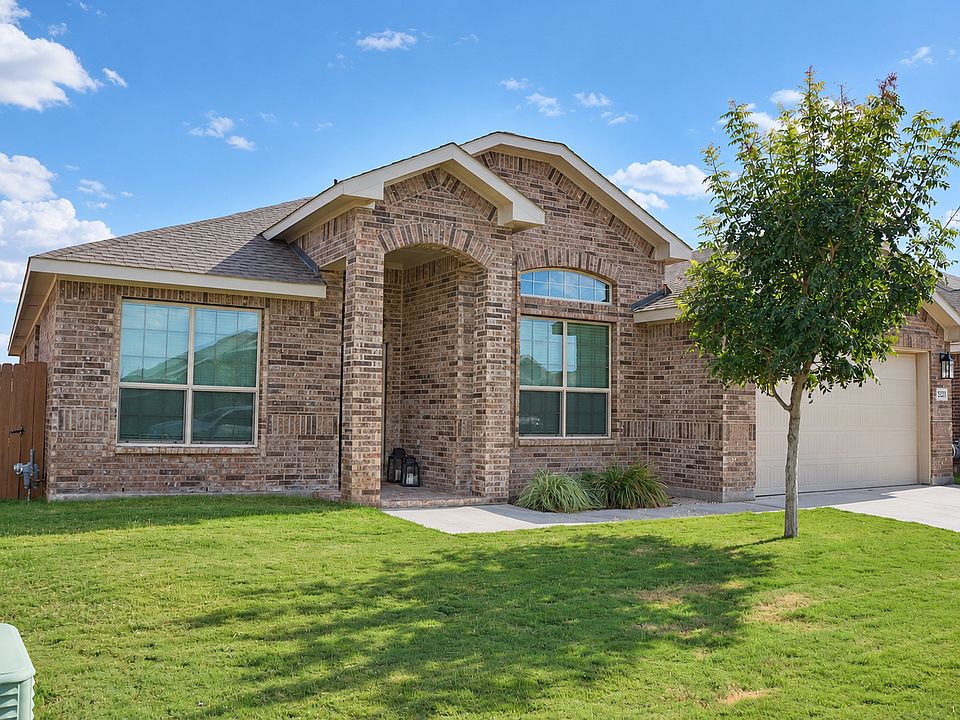 1st image of 3213 Mountain Quail Rd