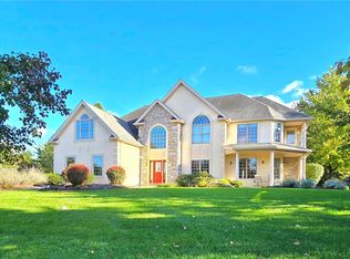7006 Lehigh Ct, Allentown, PA 18106