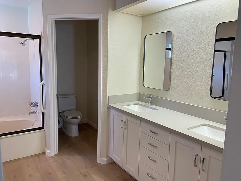 149 Oak Park Dr — Photo 20