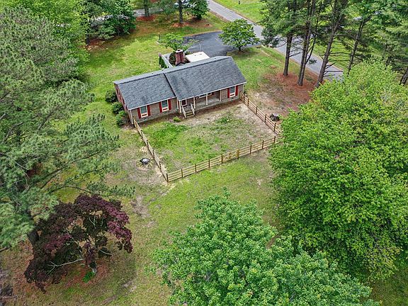 5th image of 31 Bunker Hill Rd