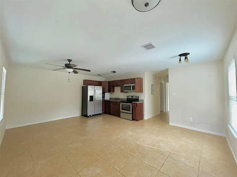 3807 Putnam Dr #A — Photo 8