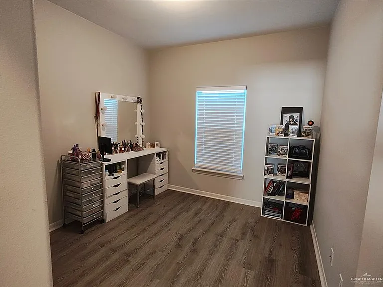 1405 E Sonador Dr S — Photo 10