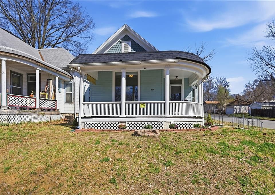 1st image of 800 Pottawatomie St