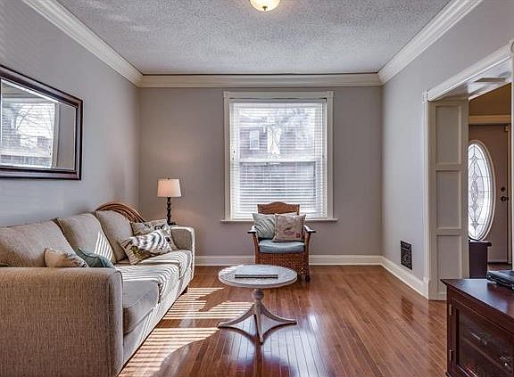 5th image of 3871 McDonald Ave