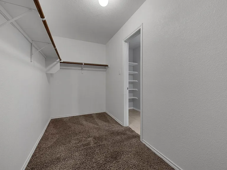 2415 Anton Dr — Photo 20