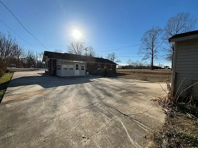 4890 Alabama 157 (Red House) - 1 — Photo 3
