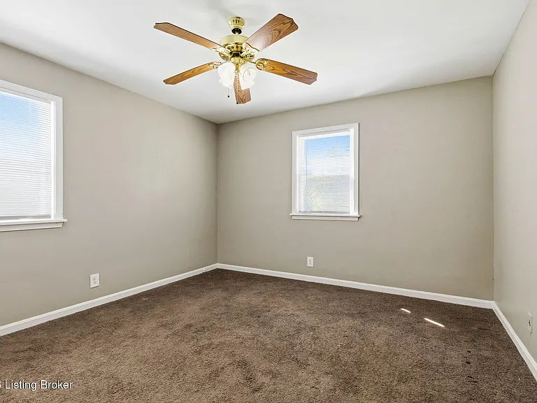 319 Idlewylde Dr #8 — Photo 10