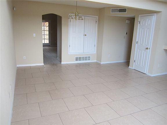 5th image of 12661 Tierra Tigre Ave