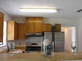 2nd image of 1808 Shadowlawn Dr
