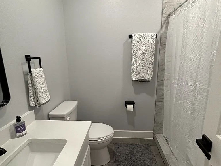 1235 S Plum St — Photo 10