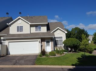 8865 Spring Ln, Woodbury, MN 55125