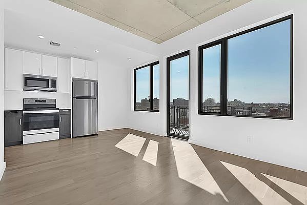 1st image of 264 Pacific St APT 4E