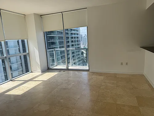 1060 Brickell Ave #3217 Photo 1