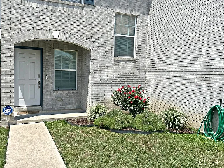 11358 Victory Cavern — Photo 2