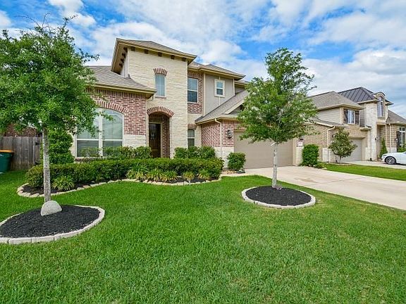 2nd image of 14711 Kelsey Vista Dr