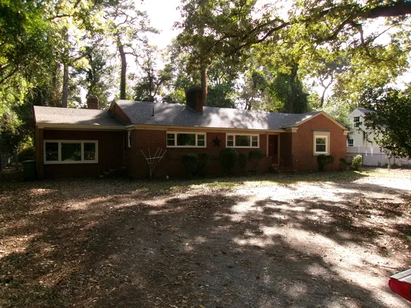 503 River Rd, Washington, NC 27889