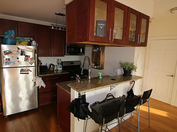 3rd image of 244 Union Ave APT 5A