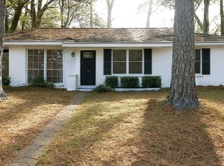 2720 Green Oaks Dr, Montgomery, AL 36107