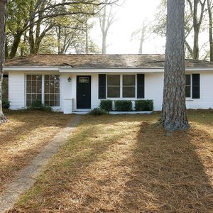 2720 Green Oaks Dr, Montgomery, AL, 36107