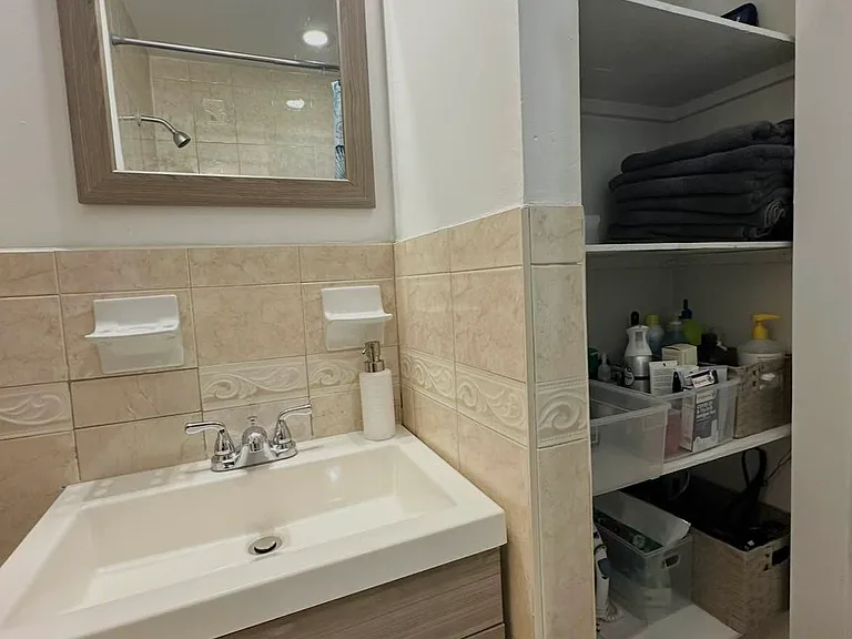 661 Jefferson Ave #1 — Photo 12