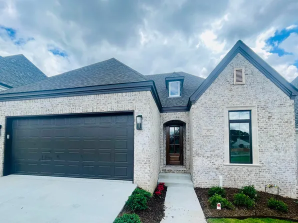 103 Mergeron Ct, Little Rock, AR 72212