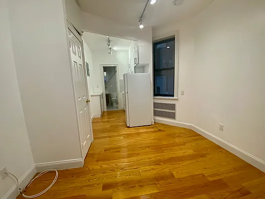 Rented by Landmark Resources | media 17