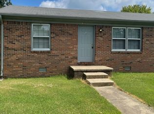 1806 Jan Dr, Hopkinsville, KY 42240