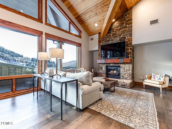2nd image of 2280 Deer Valley Dr #241