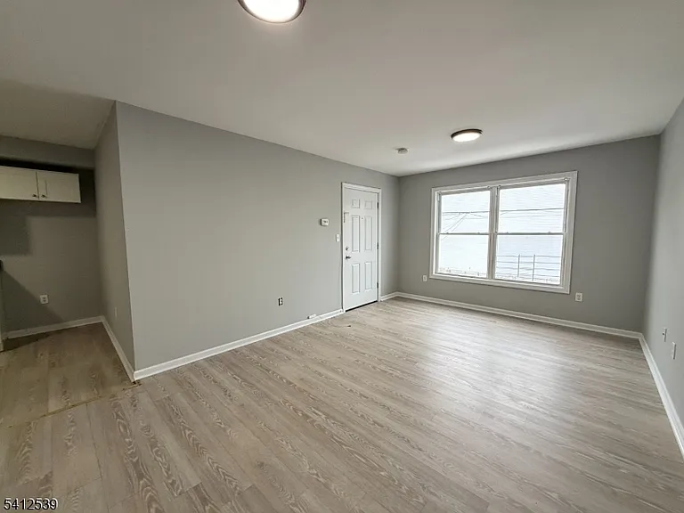 34 Auburn St — Photo 6