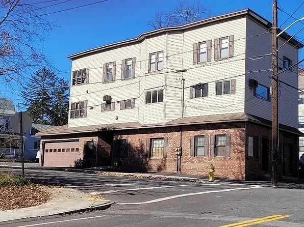 182 West St, Leominster, MA 01453