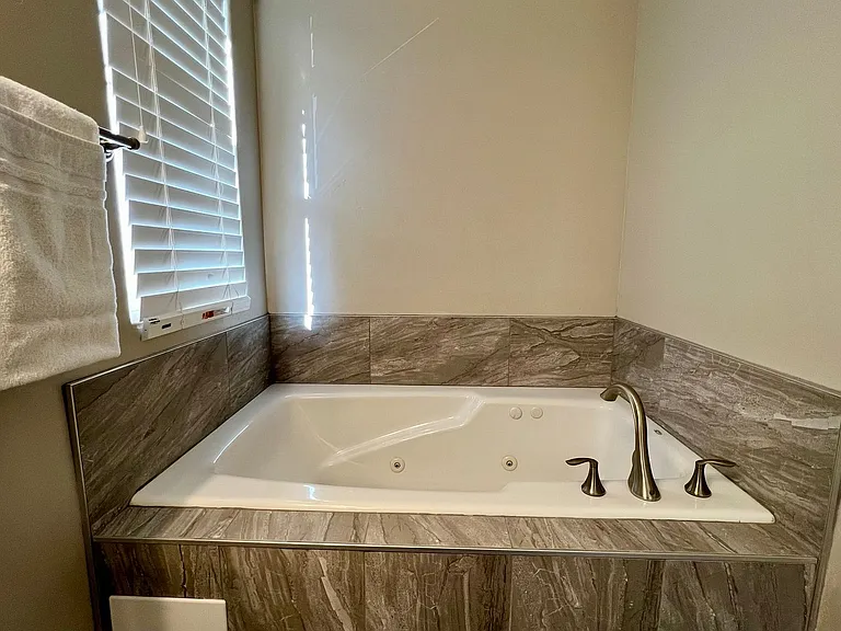 2520 Blackhawk Dr #30 — Photo 30