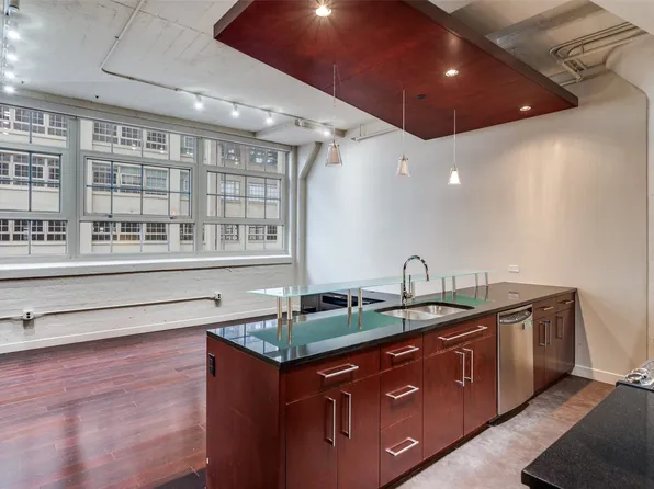 2600 W 7th St APT 1311, Fort Worth, TX 76107