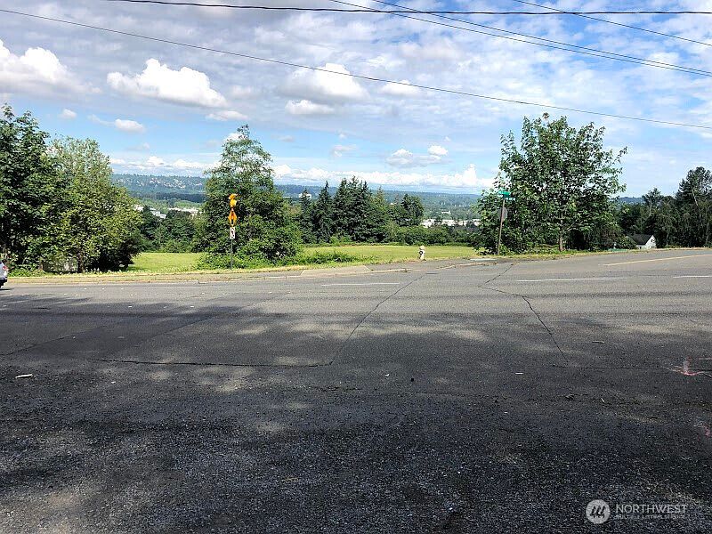 1st image of 10043 SE Carr Road