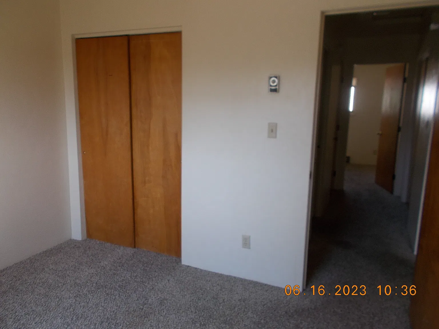2 bed, 704 sqft, $1,200 — Photo 4