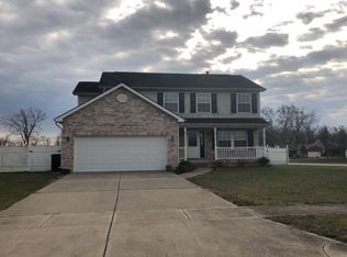 3 Berry Ct, Germantown, OH 45327