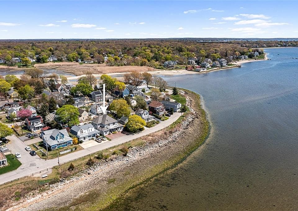 1st image of 15 Shore Dr